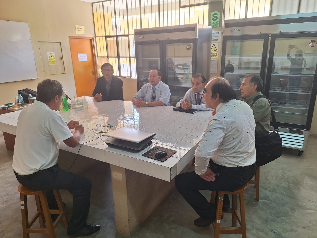 La UNIFSLB fortalece vínculos con el Instituto de Biotecnología de la UNPRG