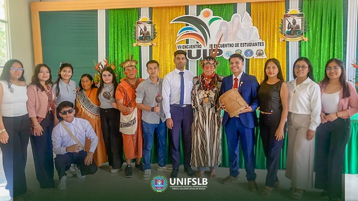 Jóvenes estudiantes de la UNIFSLB presentes en el VII Encuentro de Universidades Interculturales del Perú