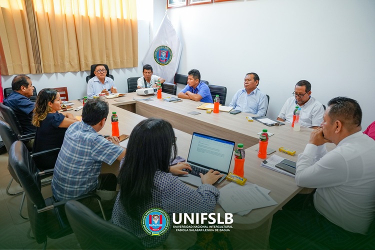 UNIFSLB recibe visita de especialistas del MINEDU para fortalecer la calidad universitaria