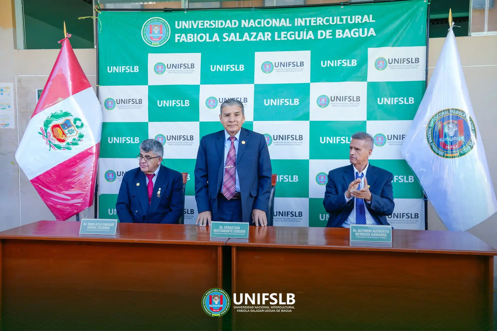 Comunidad universitaria de la UNIFSLB brinda bienvenida a la nueva Comisión Organizadora