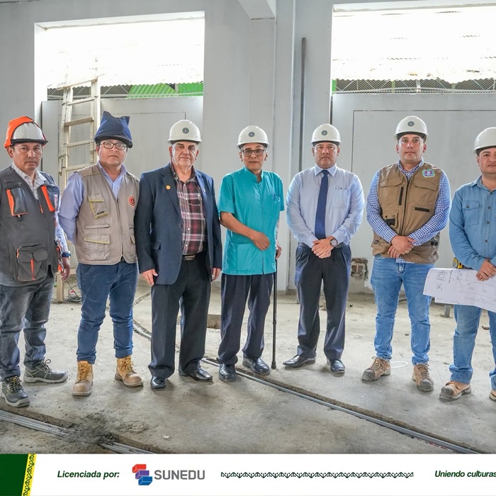 Comisión Organizadora de la UNIFSLB supervisa ejecución de obra para nuevos laboratorios de Ingeniería Civil